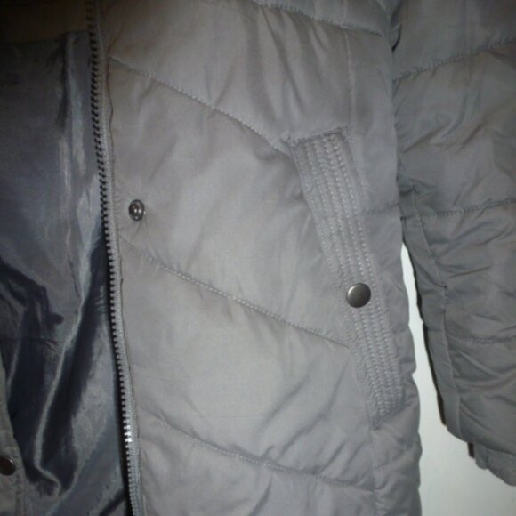 🧥 A New Day Puffer Mid-Length Coat with Faux Fur-Lined Hood – Gray (Size S) - Picture 3 of 12